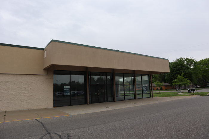 Green Acres Cinema - May 21 2022 (newer photo)